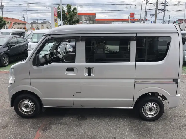 スズキ エブリイ HBD-DA17V(2WD)の写真12