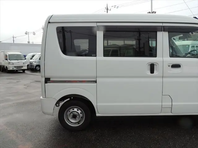 日産 クリッパーバン HBD-DR17Vの写真15