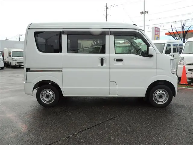 日産 クリッパーバン HBD-DR17Vの写真16