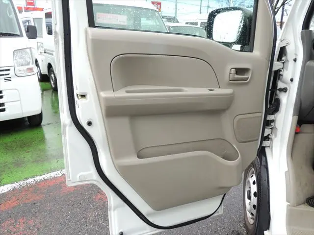 日産 クリッパーバン HBD-DR17Vの写真27