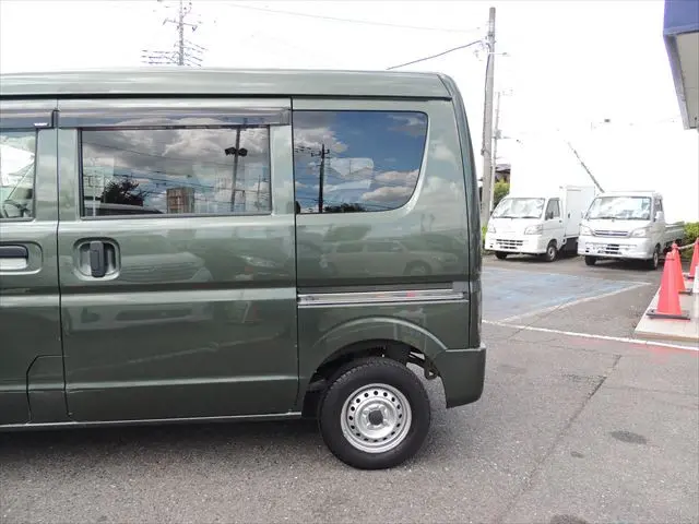 スズキ エブリイ HBD-DA17V(2WD)の写真18