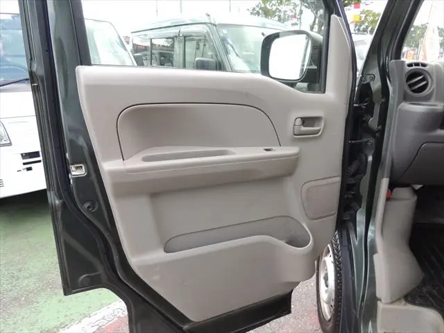 スズキ エブリイ HBD-DA17V(2WD)の写真25