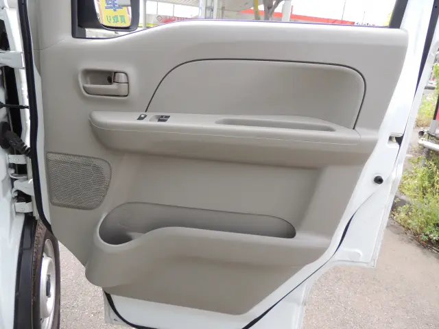 スズキ エブリイ HBD-DA17V(2WD)の写真19