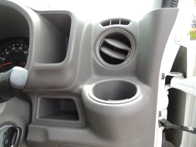 スズキ エブリイ HBD-DA17V(2WD)の写真27