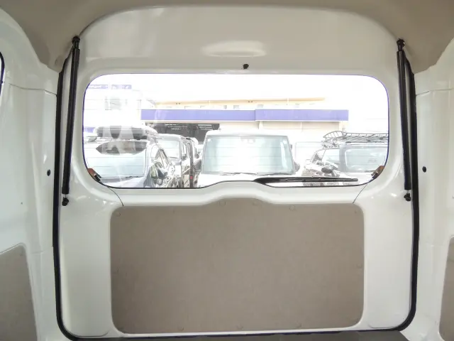 スズキ エブリイ HBD-DA17V(2WD)の写真47