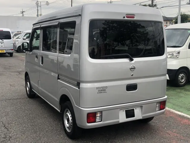 日産 クリッパーバン 5BD-DR17V(2WD)の写真9
