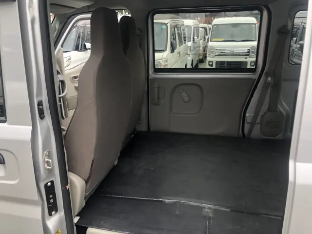 日産 クリッパーバン 5BD-DR17V(2WD)の写真29
