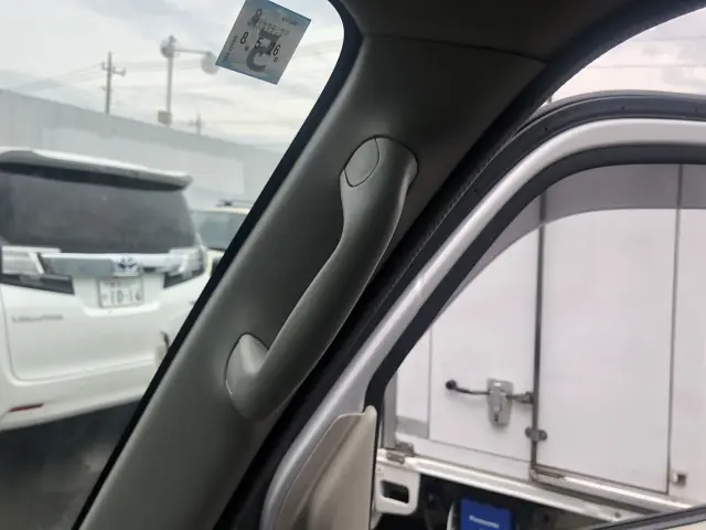 日産 クリッパーバン 5BD-DR17V(2WD)の写真48