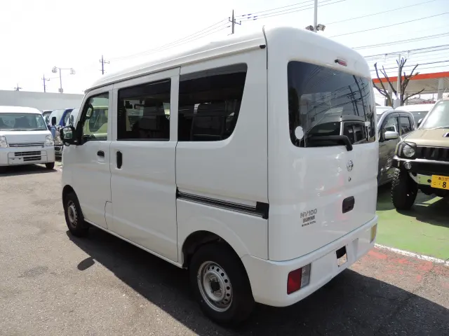 日産 クリッパーバン 5BD-DR17V(2WD)の写真9