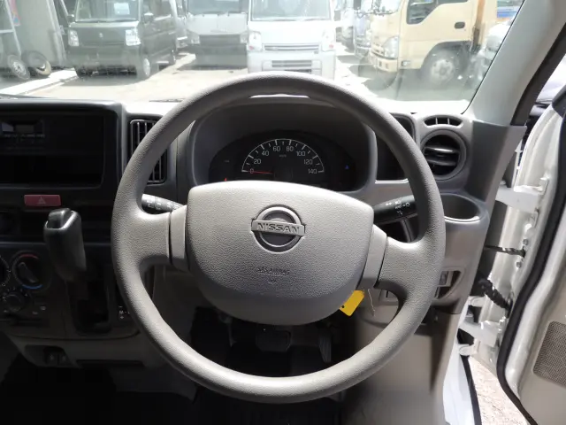 日産 クリッパーバン 5BD-DR17V(2WD)の写真38