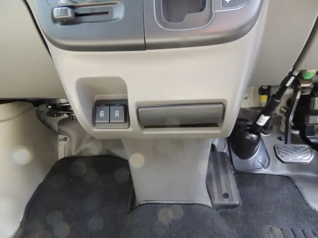 日産 クリッパーバン 5BD-DR17V(2WD)の写真43