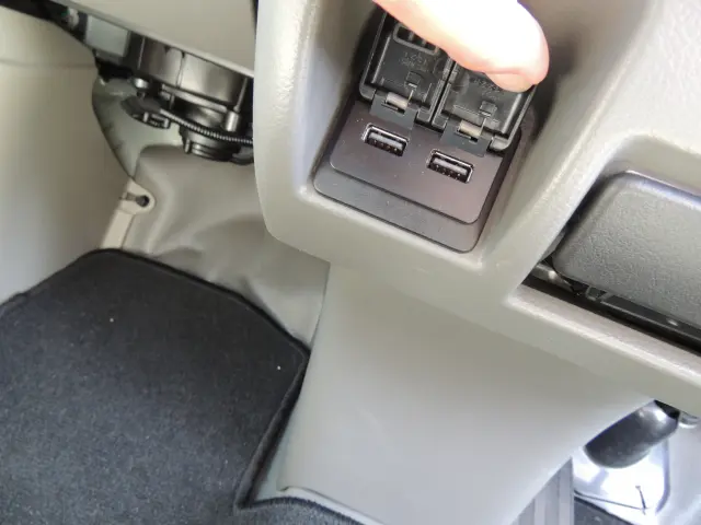 日産 クリッパーバン 5BD-DR17V(2WD)の写真44