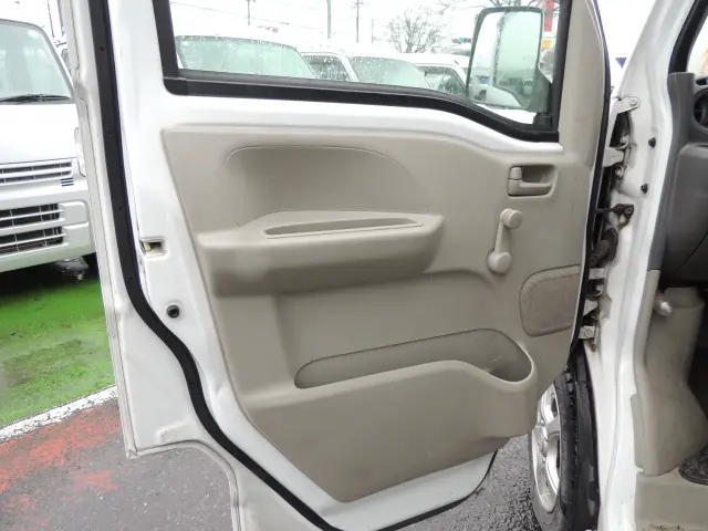日産 クリッパーバン HBD-DR17V(2WD)の写真22