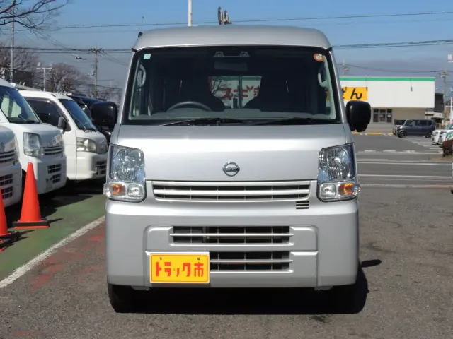 日産 クリッパーバン 5BD-DR17V(2WD)の写真2