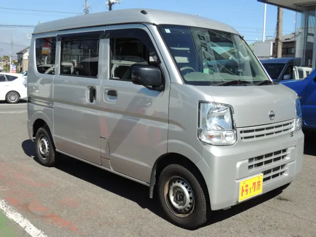 日産 クリッパーバン 5BD-DR17V(2WD)の写真4