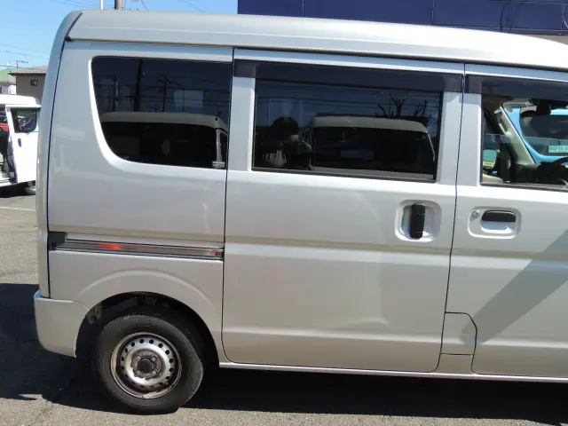 日産 クリッパーバン 5BD-DR17V(2WD)の写真7