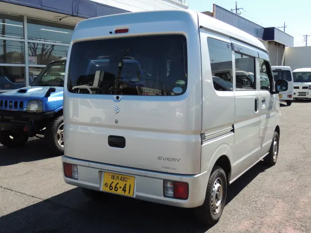 日産 クリッパーバン 5BD-DR17V(2WD)の写真9