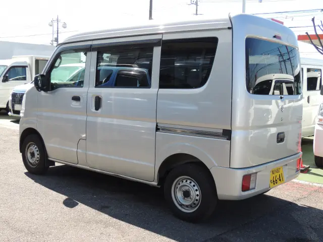 日産 クリッパーバン 5BD-DR17V(2WD)の写真12