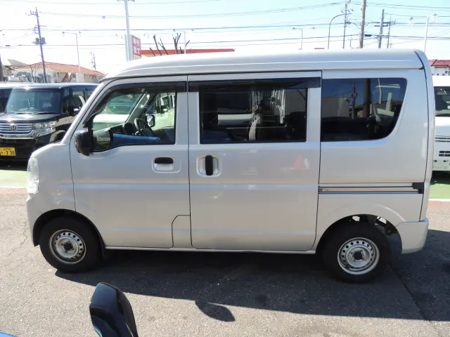 日産 クリッパーバン 5BD-DR17V(2WD)の写真13