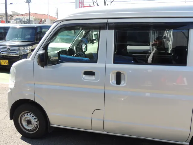 日産 クリッパーバン 5BD-DR17V(2WD)の写真15
