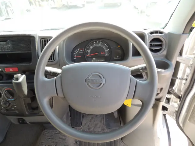 日産 クリッパーバン 5BD-DR17V(2WD)の写真40