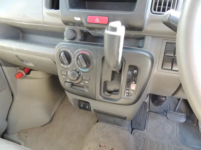 日産 クリッパーバン 5BD-DR17V(2WD)の写真46