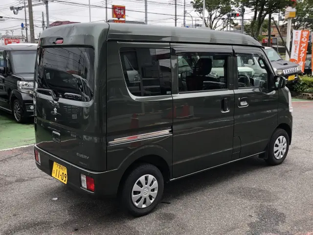 スズキ エブリイ 5BD-DA17V(2WD)の写真6