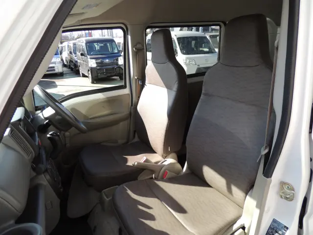 日産 クリッパーバン HBD-DR17V(2WD)の写真30