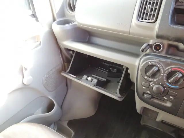 日産 クリッパーバン HBD-DR17V(2WD)の写真40