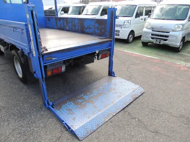 マツダ タイタン BDG-LKR85A(2WD)の写真18