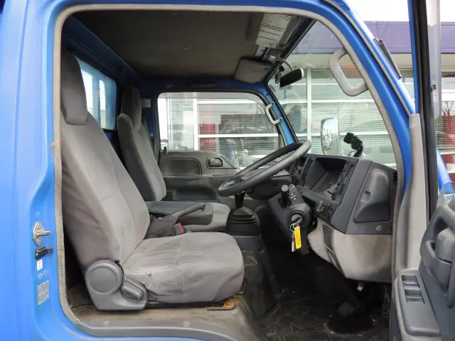 マツダ タイタン BDG-LKR85A(2WD)の写真22