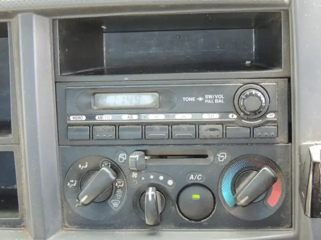 マツダ タイタン BDG-LKR85A(2WD)の写真33