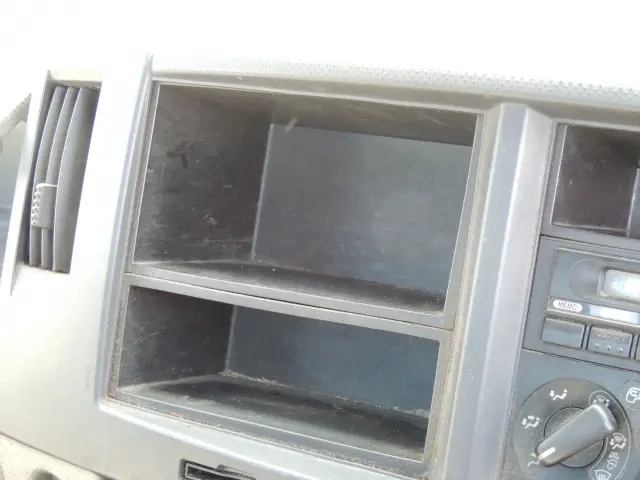 マツダ タイタン BDG-LKR85A(2WD)の写真34