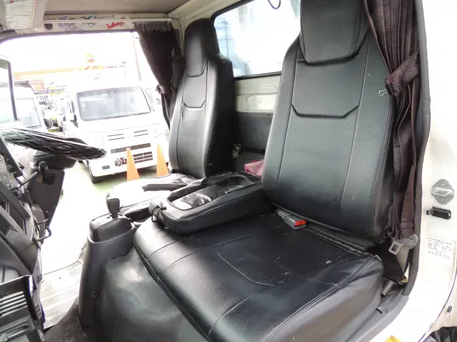 マツダ タイタン TKG-LJR85A(2WD)の写真32