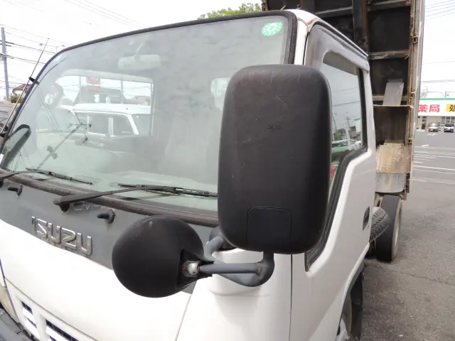 いすゞ エルフ PB-NKR81AD(2WD)の写真15