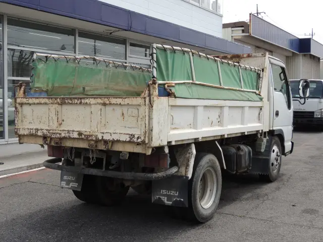 いすゞ エルフ PB-NKR81AD(2WD)の写真22