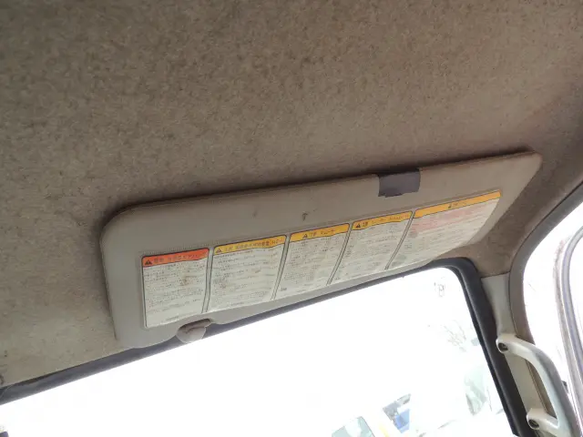 いすゞ エルフ PB-NKR81AD(2WD)の写真46