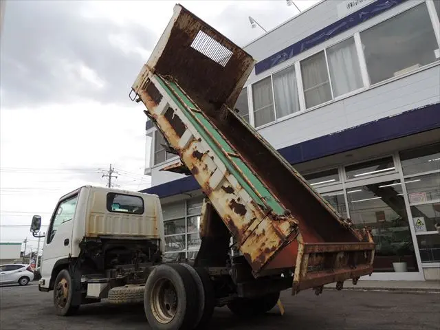 いすゞ エルフ TKG-NJR85AD(2WD)の写真4