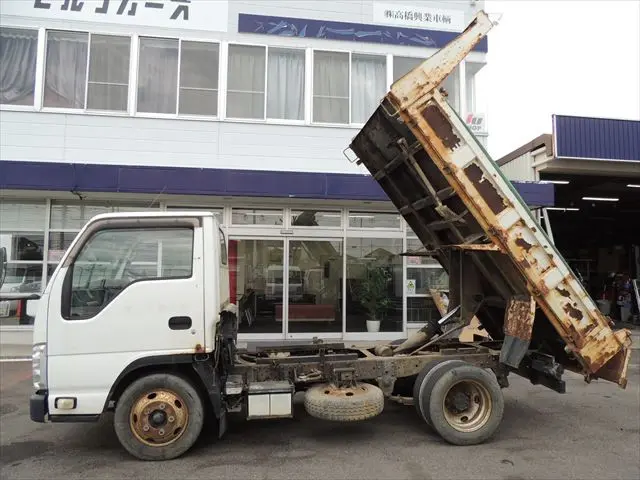 いすゞ エルフ TKG-NJR85AD(2WD)の写真5