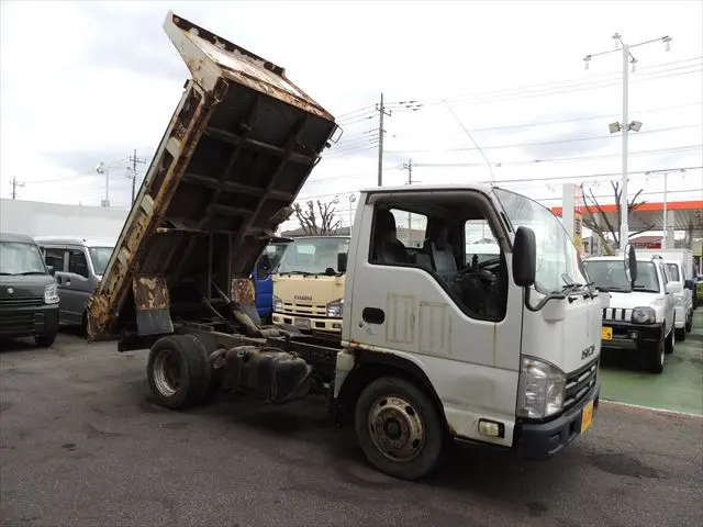 いすゞ エルフ TKG-NJR85AD(2WD)の写真7