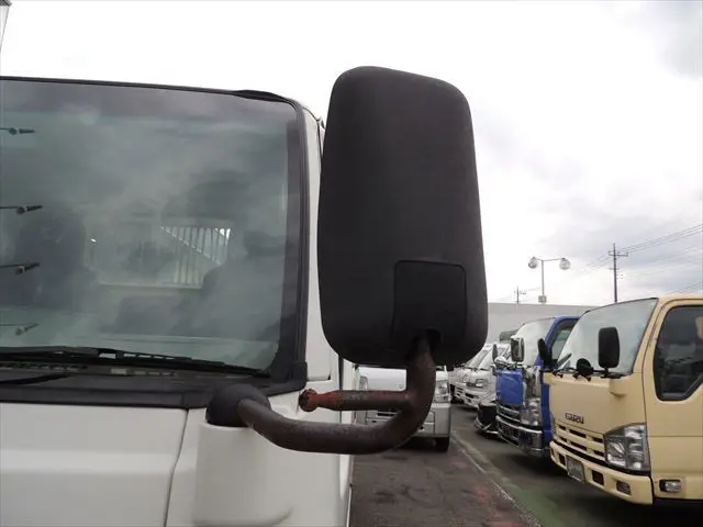 いすゞ エルフ TKG-NJR85AD(2WD)の写真11