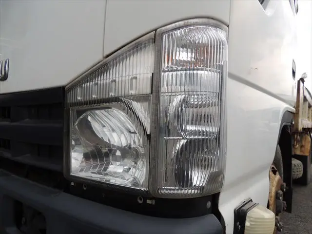 いすゞ エルフ TKG-NJR85AD(2WD)の写真14