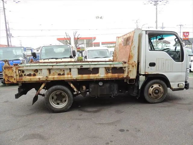 いすゞ エルフ TKG-NJR85AD(2WD)の写真15