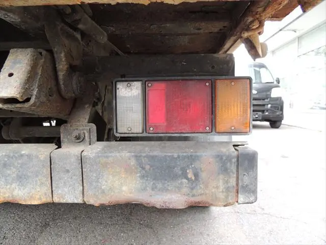 いすゞ エルフ TKG-NJR85AD(2WD)の写真20