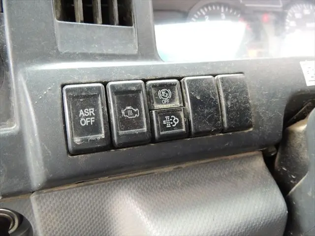 いすゞ エルフ TKG-NJR85AD(2WD)の写真31