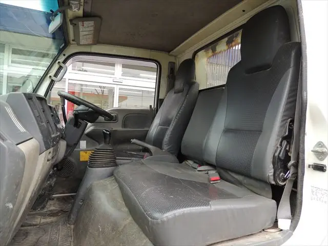 いすゞ エルフ TKG-NJR85AD(2WD)の写真37