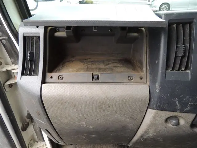 いすゞ エルフ TKG-NJR85AD(2WD)の写真39