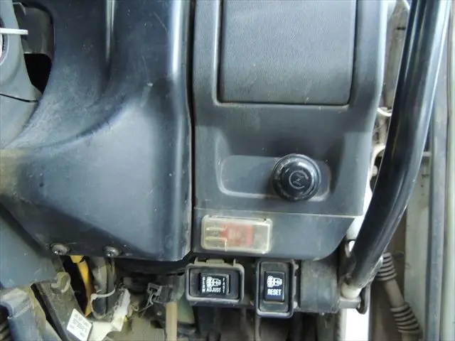 いすゞ エルフ TKG-NJR85AD(2WD)の写真43