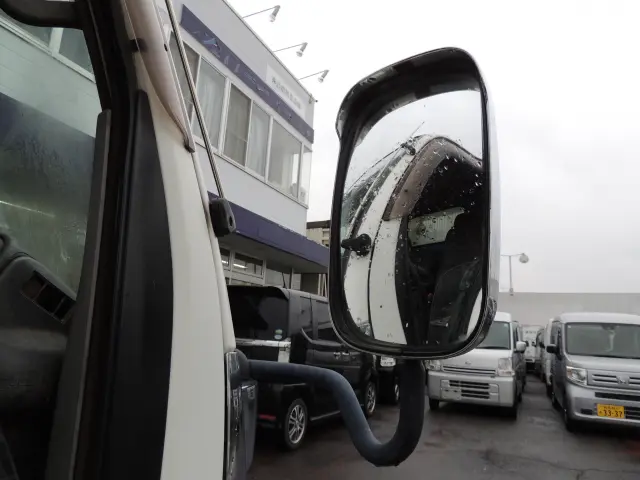 いすゞ エルフ PB-NKR81AD(2WD)の写真19