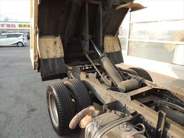 いすゞ エルフ TKG-NJR85ADの写真8
